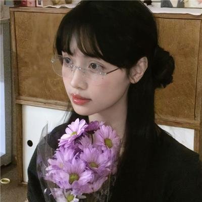 美丽笨女人